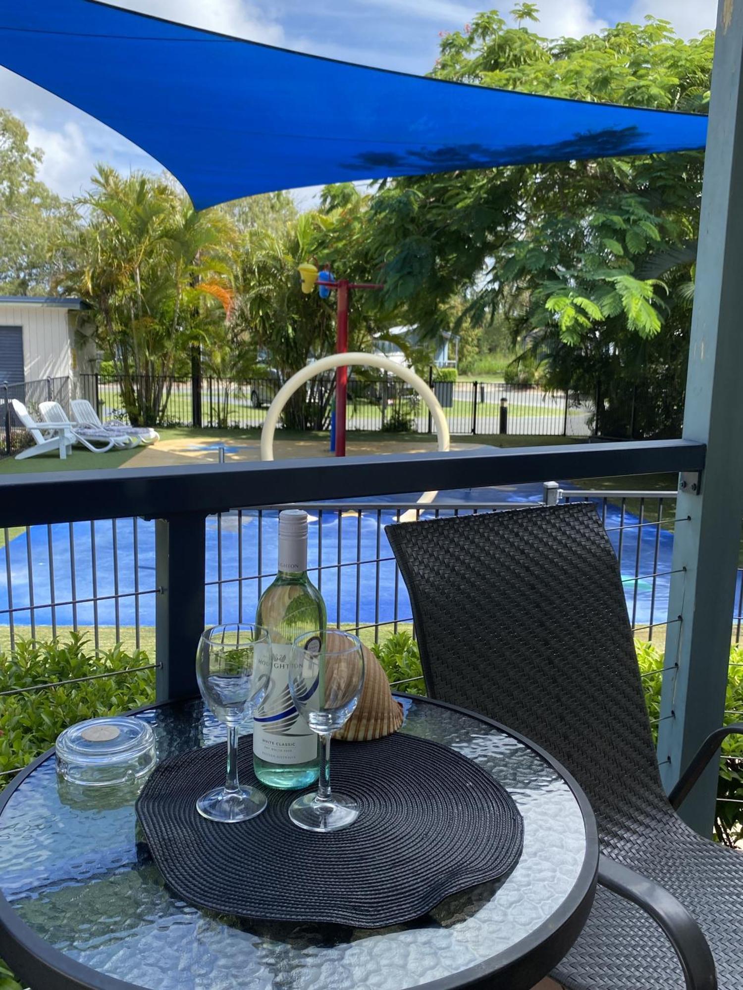 Big4 Mackay Blacks Beach Holiday Park Exteriör bild